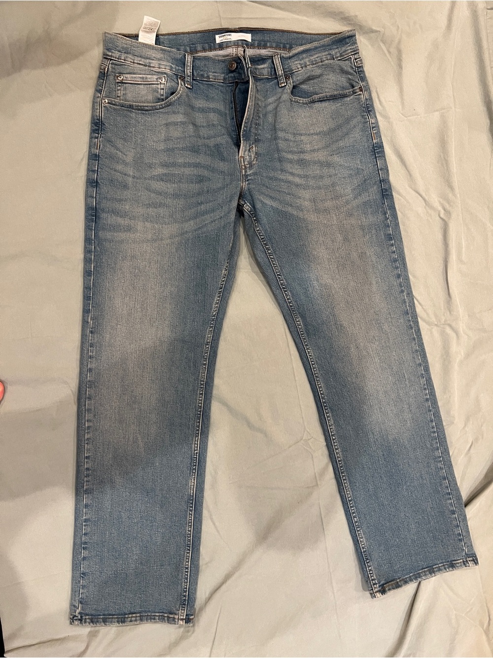 Signature by Levi Strauss Slim Straight Light Blue Jeans